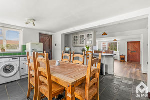 Photo 21- click for photo gallery